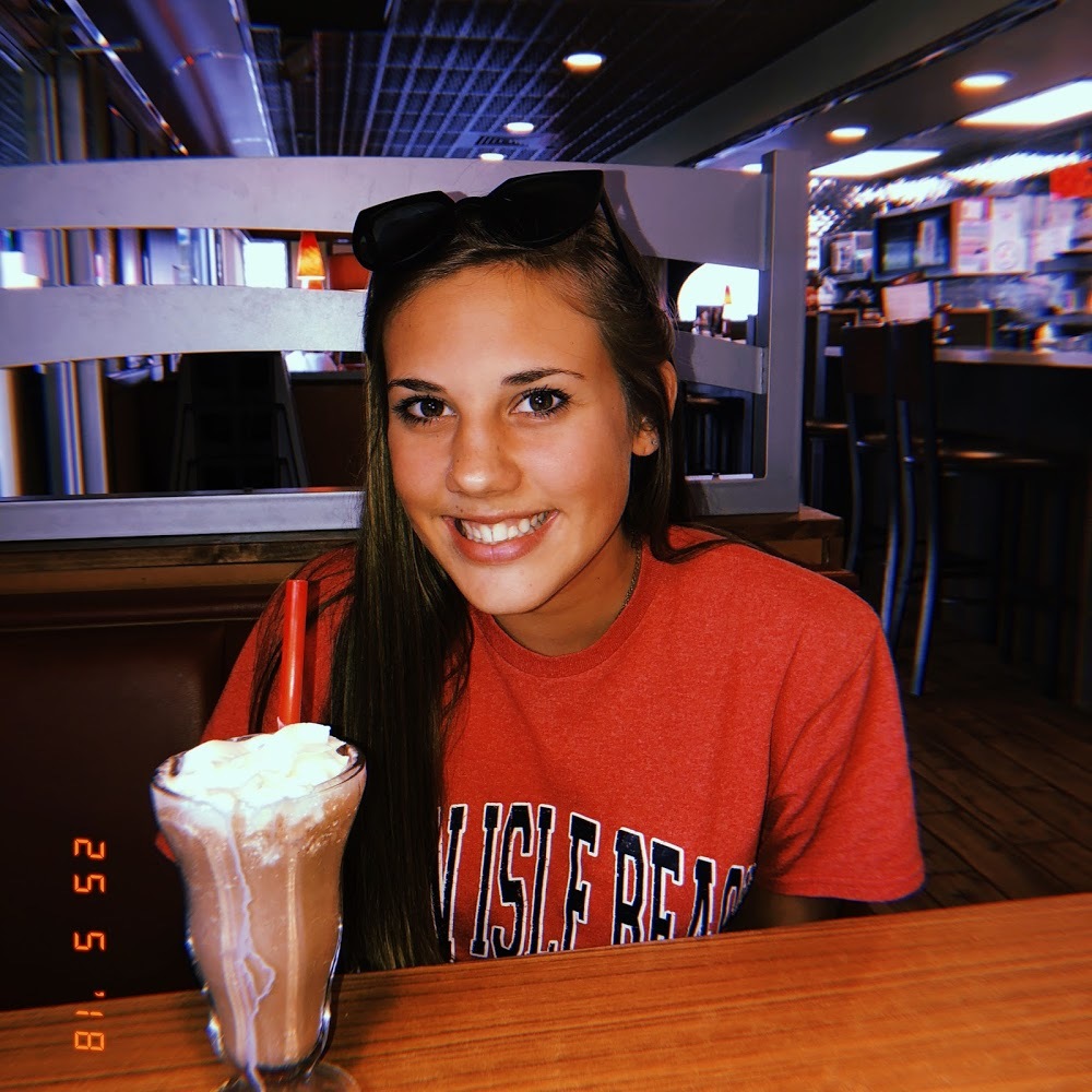 Meet your Posher, Natalie